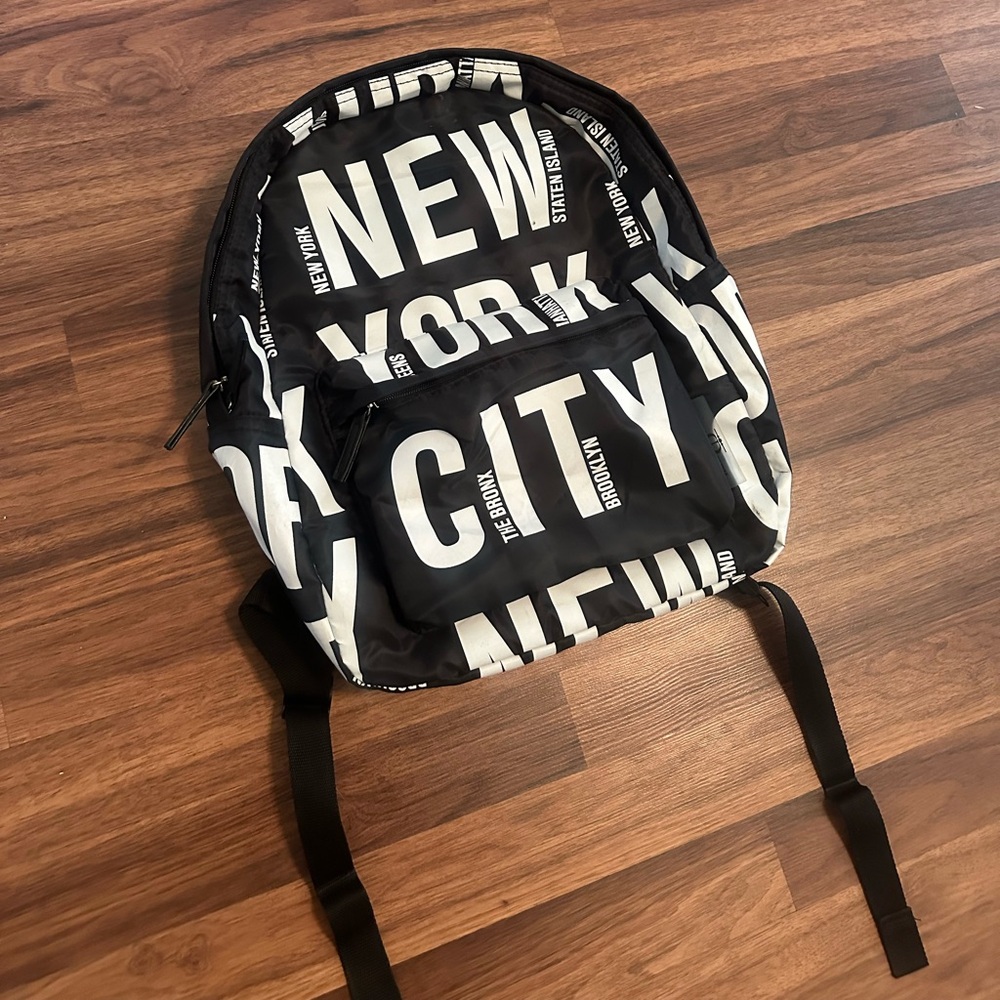 Robin Ruth “New York City” Backpack - Picture 7 of 15